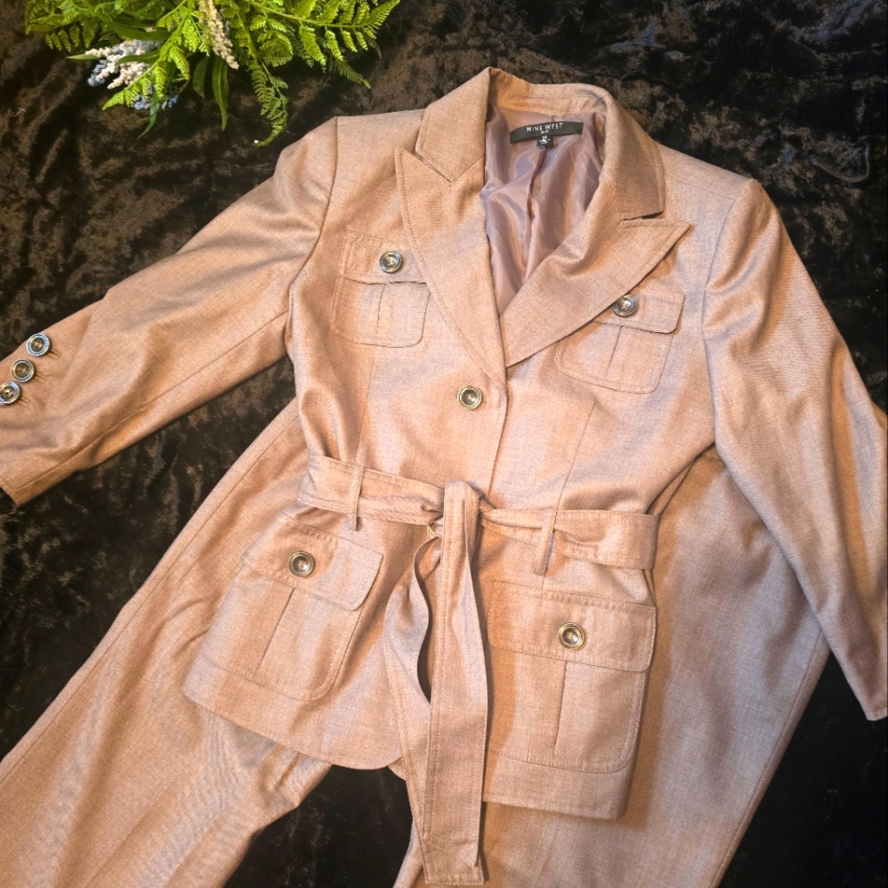 Nine West fully lined Pant Suit size 12